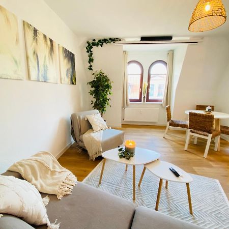 Home Cinema - Balcony - Wi-Fi & Streams มัคเดอบวร์ก ภายนอก รูปภาพ