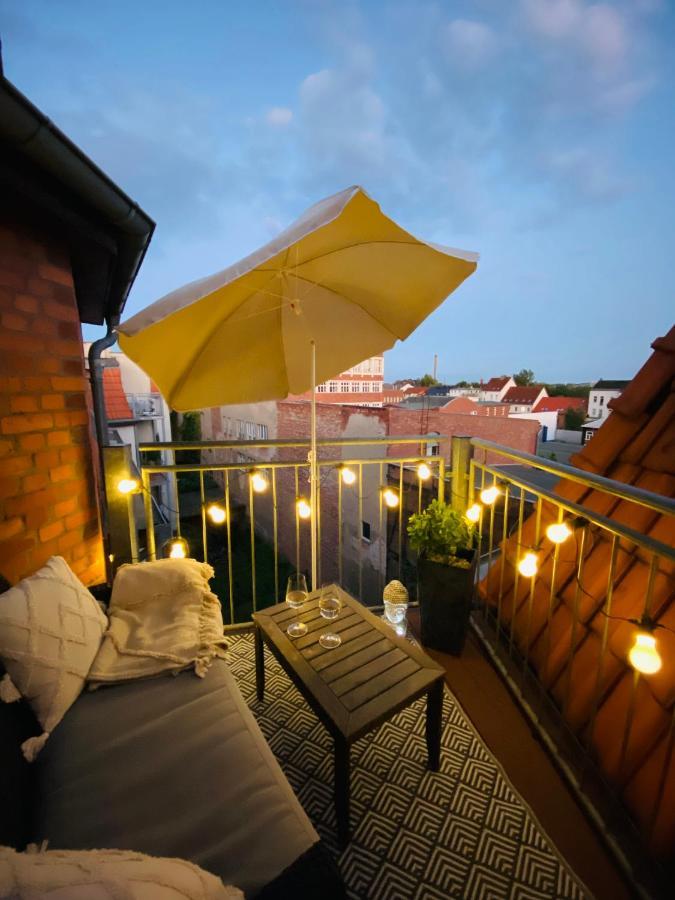 Home Cinema - Balcony - Wi-Fi & Streams มัคเดอบวร์ก ภายนอก รูปภาพ